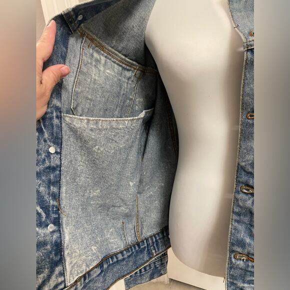 Denim Jacket Distressed Ripped Oversized Beaded Fringe Accent on Back M/L Boho - Picture 4 of 13